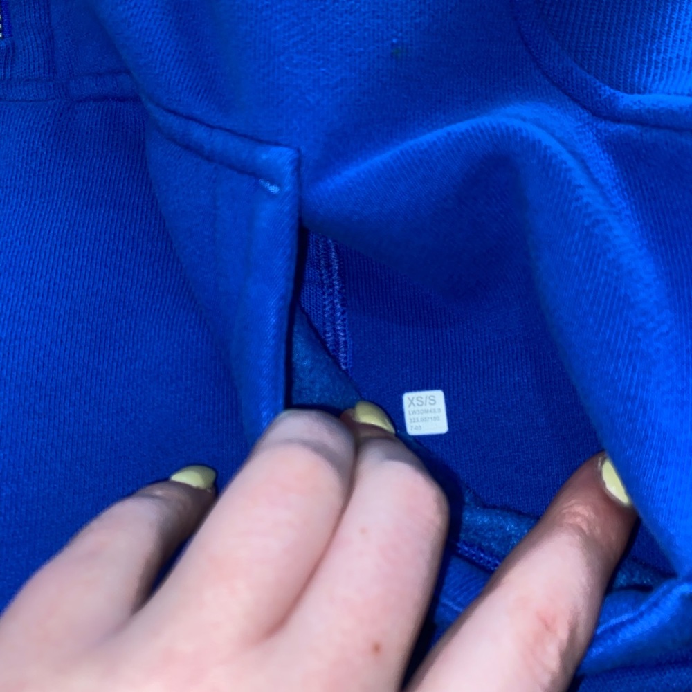 Lululemon Scuba Oversized Half-Zip Hoodie
Cerulean Blue - Picture 4 of 14